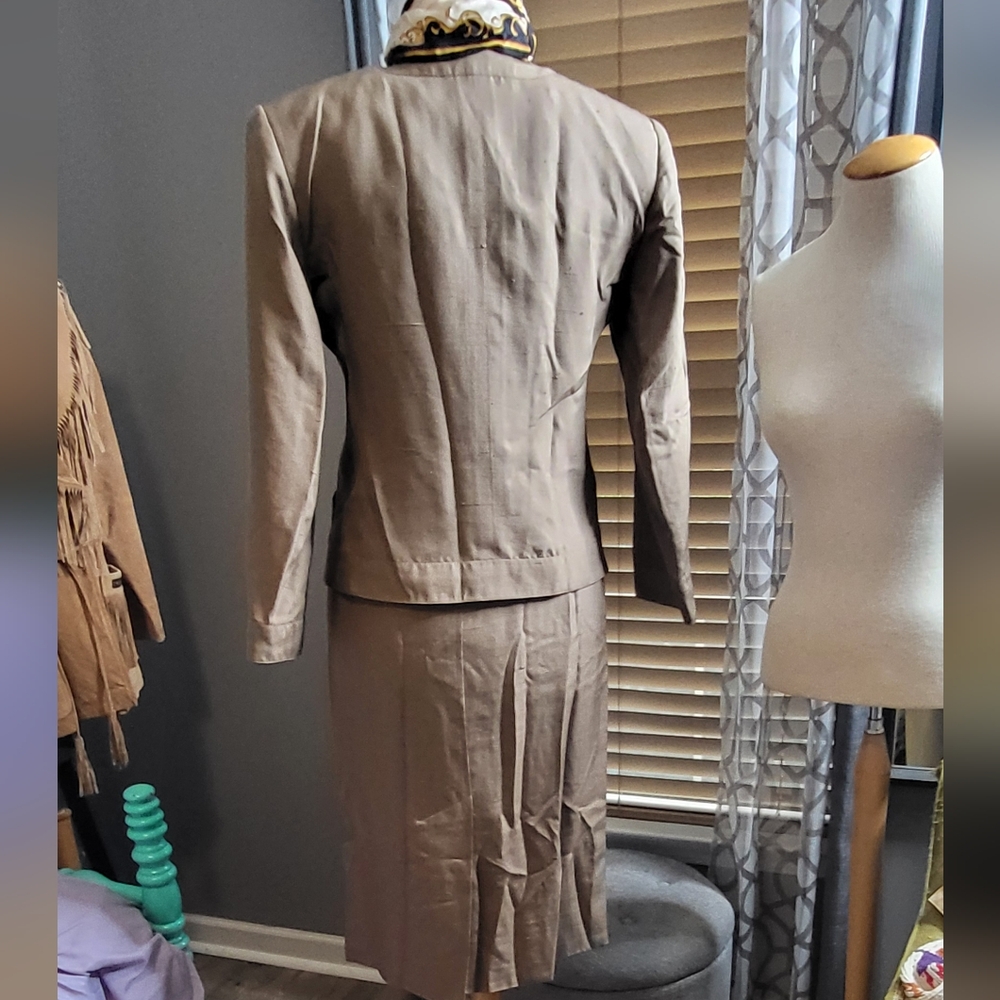 Sophisticated Vintage Saint Laurent Silk Skirt Suit - Picture 4 of 7